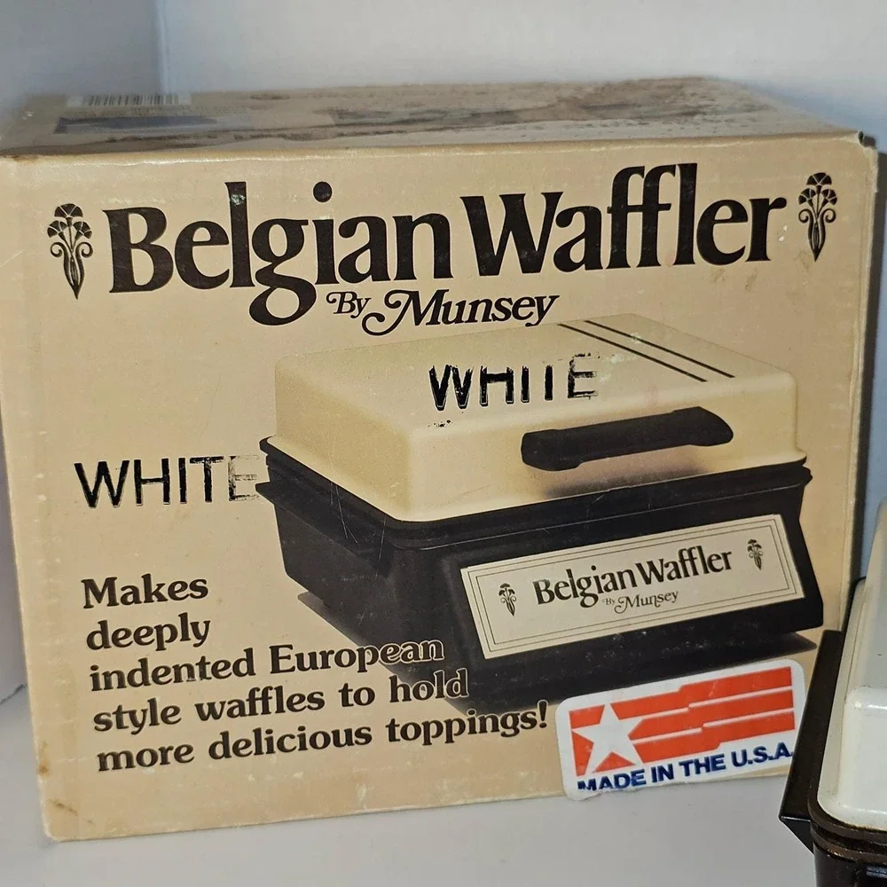 MCM Munsey Belgian Waffler Vintage‎ Electric Waffle Maker BW-2 White Made USA